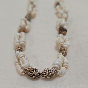 Hawaiian Shell Necklace